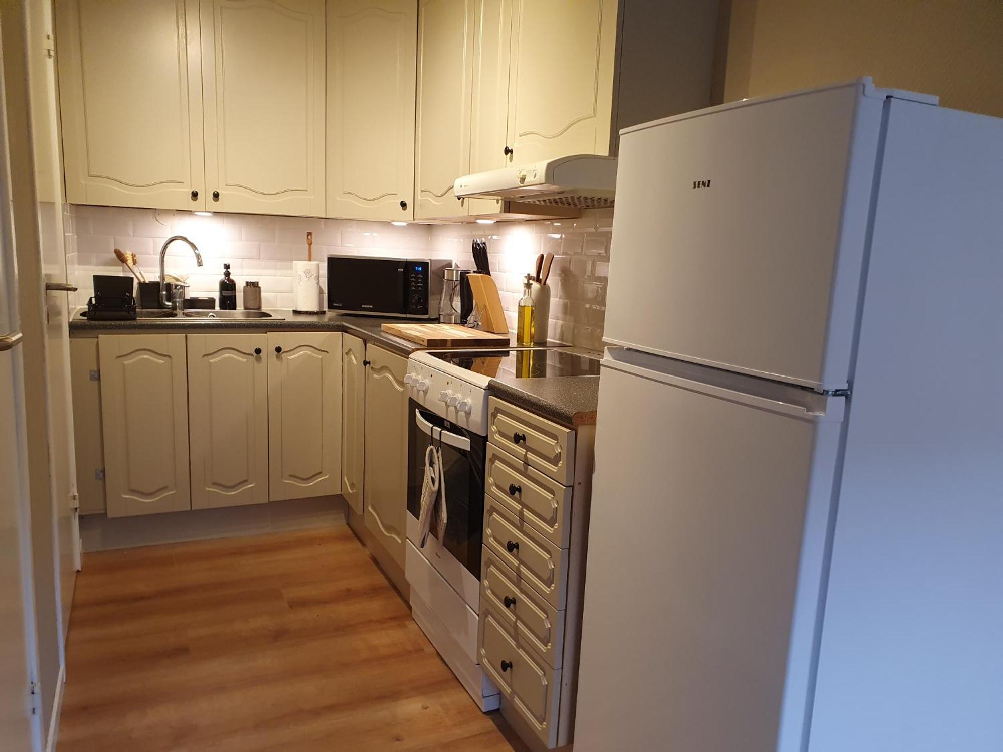 Ustigen Appartement Oltedal Buitenkant foto