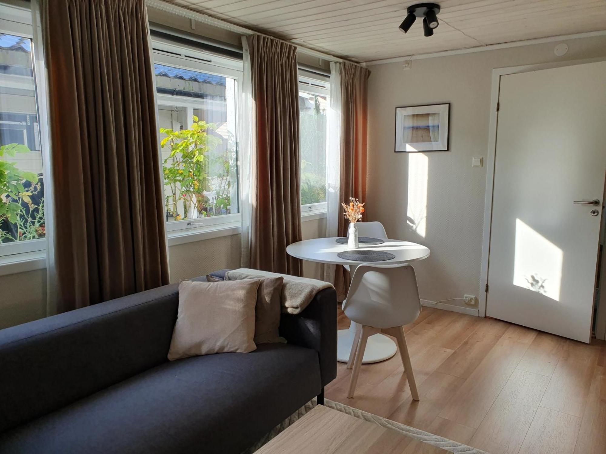 Ustigen Appartement Oltedal Buitenkant foto