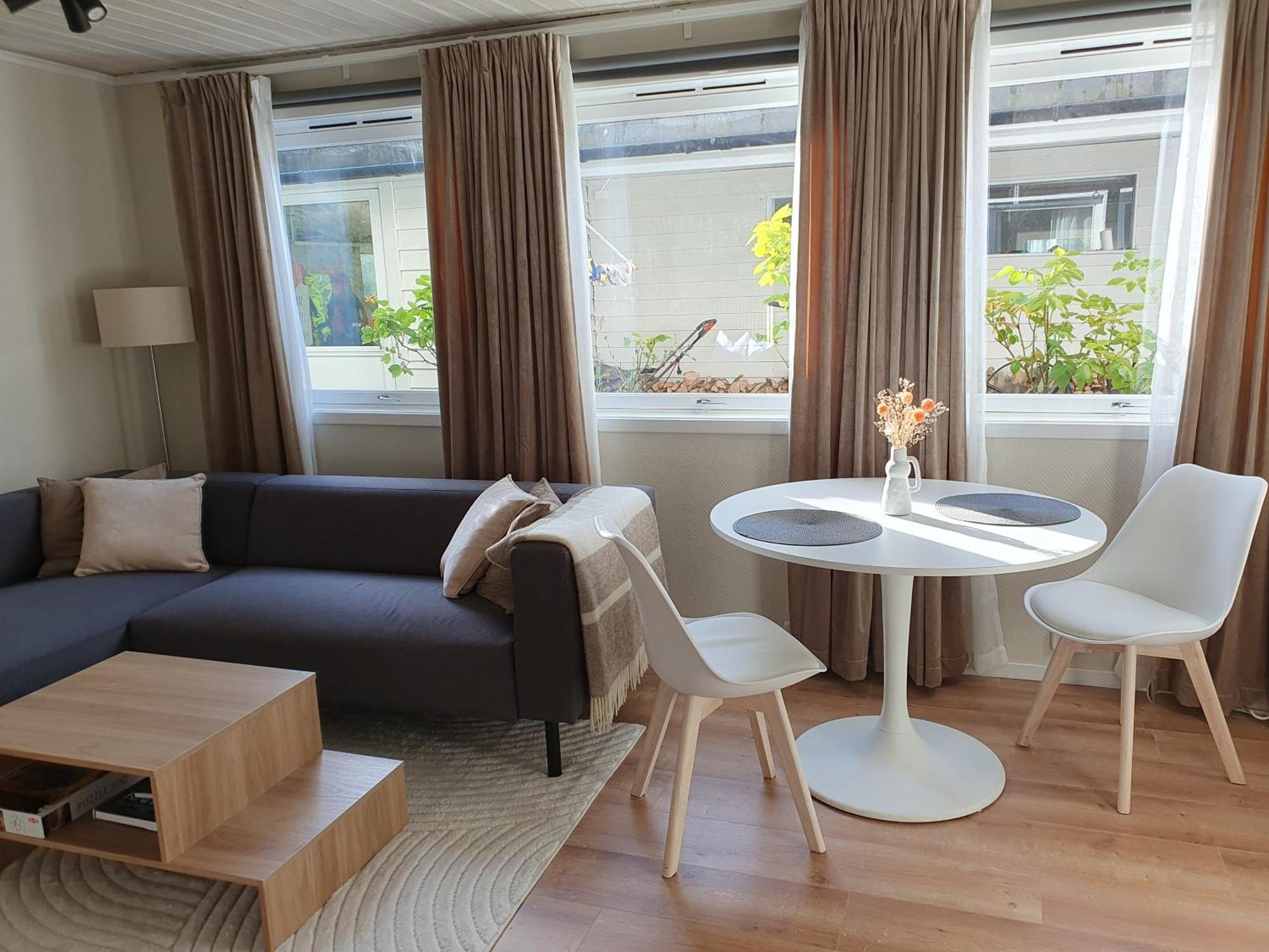 Ustigen Appartement Oltedal Buitenkant foto